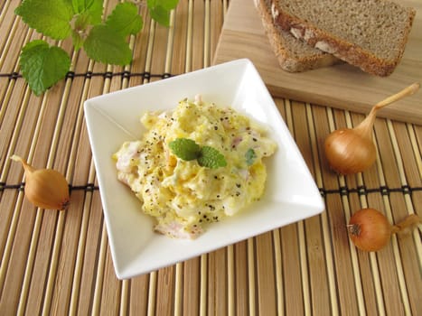 Spread with corn and lemon balm