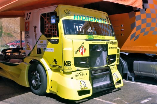 Ales - France - Grand Prix of France trucks May 25th and 26th, 2013 on the circuit of the Cevennes. workshops of mechanics for the assistance of the trucks.