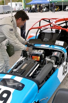 chases of Caterham on the circuit of the Cevennes with Ales in the French department of Gard the May 24th and 25th, 2013. mechanical maintenance