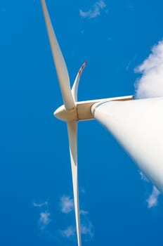 An image of windturbine on sunny day