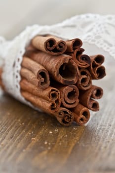 Cinnamon sticks with lace braid roasted,shallow depth