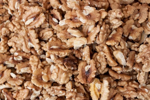 Peeled walnuts