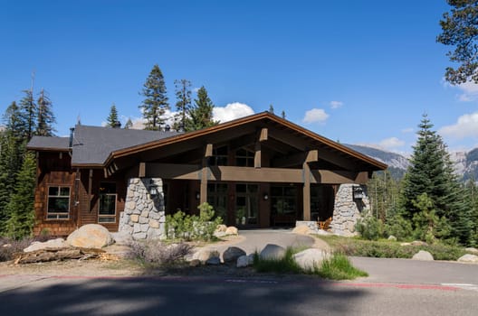 wooden chalet in the Sequoia National Park in California