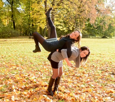 happy girlfriends