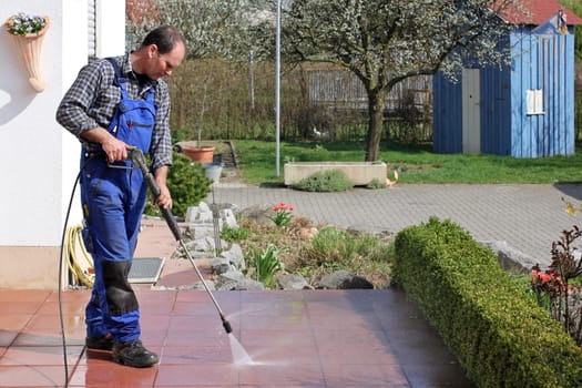 Spring cleaning on the terrace