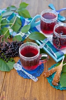 Fruit tea with fresh elderberries