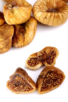 fig fruit, whole, halves