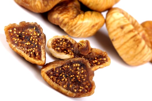 fig fruit, whole, halves