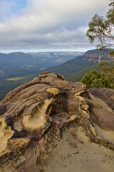 A view of the Megalong Valley near Wentworth Falls