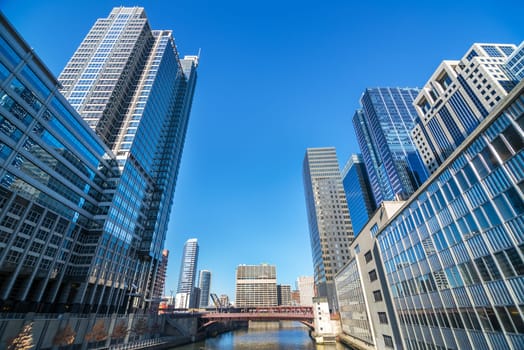 View of buildings and a bridge along the Chicago River in Chicago, Illinois