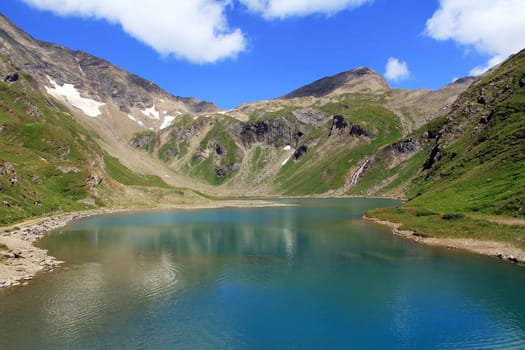 The mountain lake