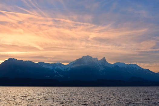 Switzerland,Bernese Oberland,Lake Thun,Stockhorn,evening mood,sunset,mountains,lake
