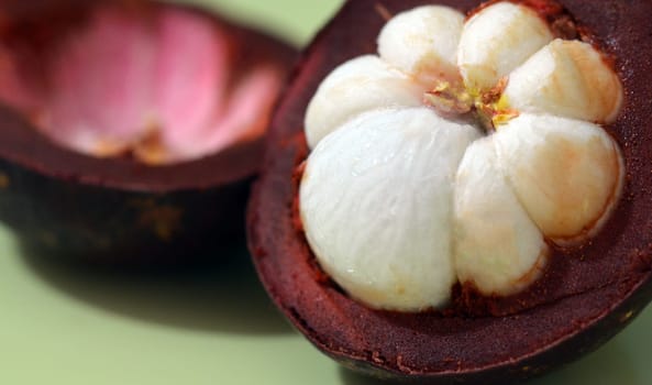 Pulp of the mangosteen fruit