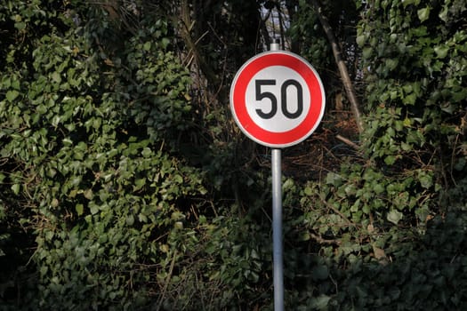 Speed limit 50
