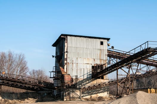 Obsolete facility for gravel sorting in sunny day