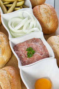 Hearty Mettplatte