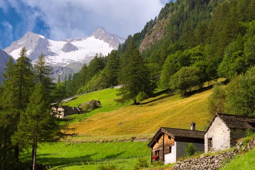 Simplon Pass road with a view of the Fletschhorn