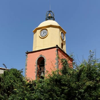 St-Tropez,Pfarrkirche,Eglise paroissiale Notre-Dame-de-l'Assomption aus dem 16. Jahrhundert,Cote d'Azur - Saint Tropez,parish church,Eglise paroissiale Notre-Dame-de-l'Assomption from the 16th century,Cote d'Azur,Southern France