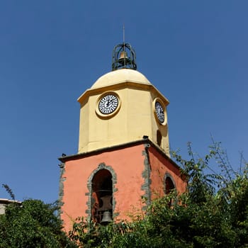 St-Tropez,Pfarrkirche,Eglise paroissiale Notre-Dame-de-l'Assomption aus dem 16. Jahrhundert,Cote d'Azur - Saint Tropez,parish church,Eglise paroissiale Notre-Dame-de-l'Assomption from the 16th century,Cote d'Azur,Southern France