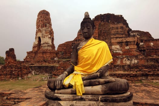 Wat Ratburana Temple in the temple city of Ayutthaya,Thailand.