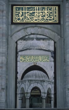 The Blue Mosque in the Sulranahmet district of Istanbul in the Tuerkey.