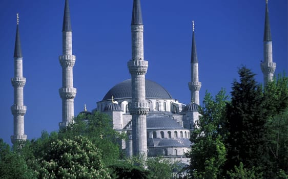 The Blue Mosque in the Sulranahmet district of Istanbul in the Tuerkey.