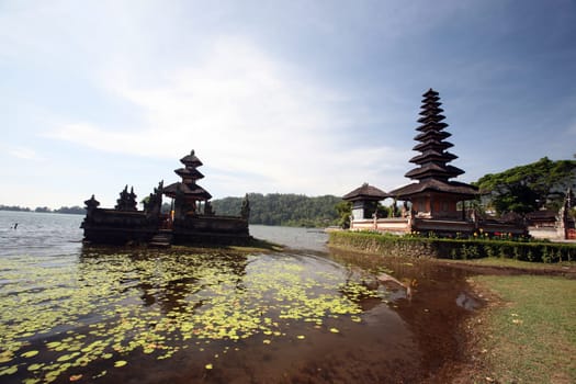 Asia,South East,Indonesia,Bali,Island,Bratan Lake,Bratan,Lake,Lake,Landscape,Pura Ulun Danu,Temple,Nature,(Urs Flueeler)