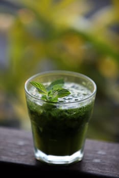 Asia,Indonesia,Bali,Ubud,Alcohol,Mojito,Ron,Rhum,Getraenk,Restaurant,Bar, An alcoholic mojito at a restaurant in Ubud in the south of Bali in eastern Indonesia.       (Urs Flueeler)