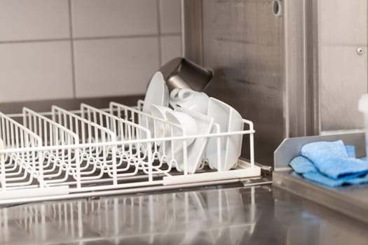 restaurant kitchen inside cooking hob furnishing industrial large kitchen canteen catering