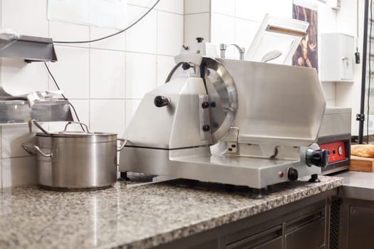 restaurant kitchen inside cooking hob furnishing industrial large kitchen canteen catering