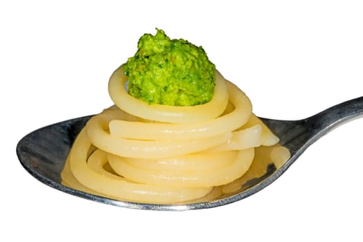 Wild garlic pesto with spaghetti