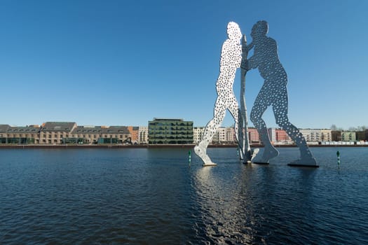 Statue of the Steel Molecule Men