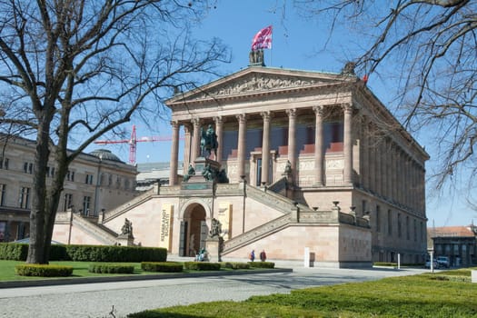Old Nationl Gallery with trees in the foreground