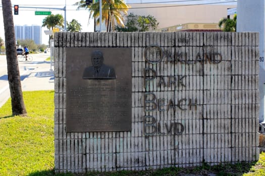 FORT LAUDERDALE, FLORIDA - FEBRUARY 14, 2014