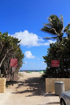 POMPANO BEACH, FLORIDA - FEBRUARY 12, 2014