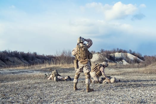 Squad of US marines waiting for medevac bird