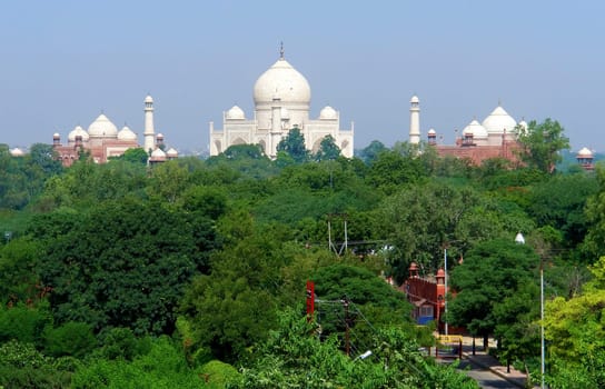 Overview of the Taj Mahal from outside, Agra, India