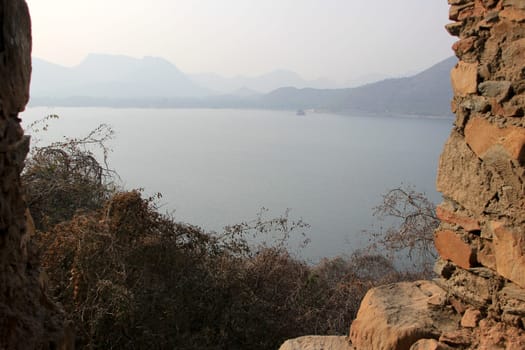 View of hills and Lake Fateh Sagar from Moti Magri Hill near Pratap Smarak in Udaipur, Gujarat, India, Asia