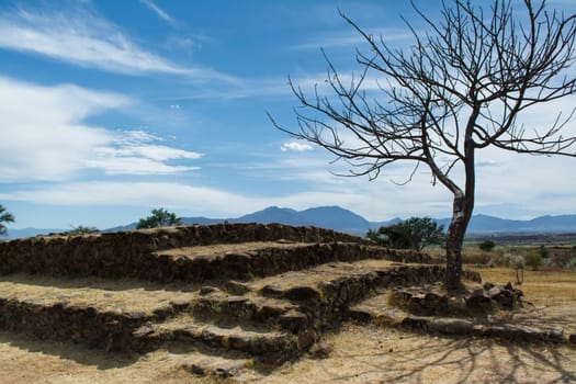 Ceremonial center and ancient pre-Hispanic establishment located in the city and municipality of Teuchitlán