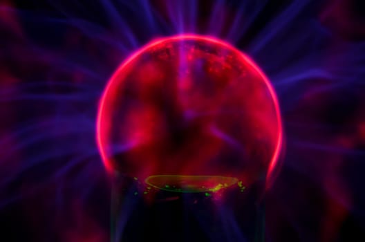 Plasma Static Electricity on a Tesla Sphere