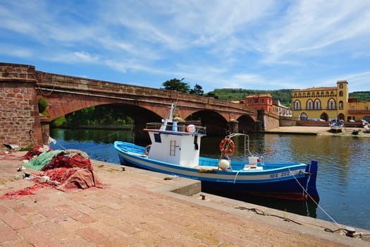 Bosa is situated on the mouth of the river Temo, the only town in Sardinia built on the estuary of a river navigable.