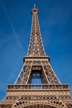 eiffeltower in paris landmark in front of blue sky in spring architecture view