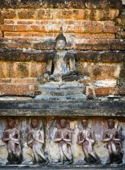 Ancient Thai buddha statue