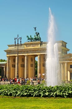 Brandenburger Tor Deutschland Berlin / Brandenburg Gate Germany Berlin