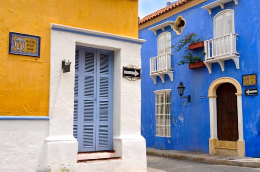 Typical Colonial houses, San Diego Square in the Old City of Cartagena, Colombia..