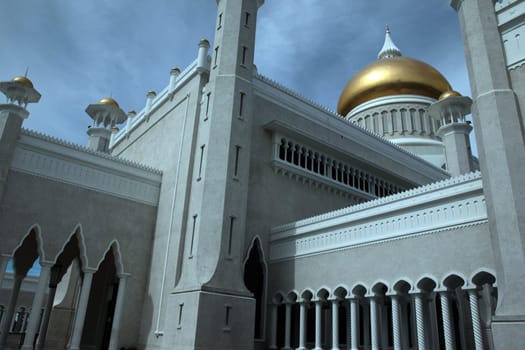 The Omar Ali Saifuddien Mosque in the center of the capital Bandar Seri Begawan in the kingdom of Brunei Darussalam on Borneo in South East Asia.