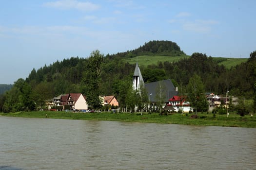 Europe,Eastern Europe,Slovakia,Poland,Border,Sromowce Nizne,Cerveny Klastor,Landscape,Nature,Mountain Region,Border Region,Border,State Border,Poland,Summer,Monastery