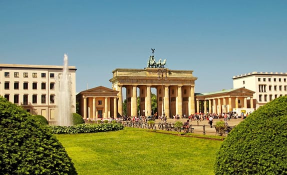 Brandenburger Tor Deutschland Berlin / Brandenburg Gate Germany Berlin