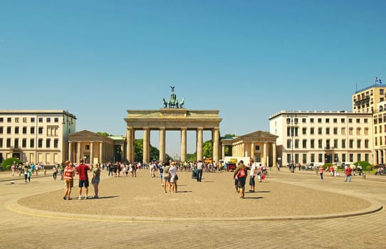 Brandenburger Tor Deutschland Berlin / Brandenburg Gate Germany Berlin