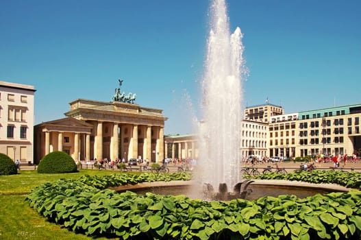 Brandenburger Tor Deutschland Berlin / Brandenburg Gate Germany Berlin